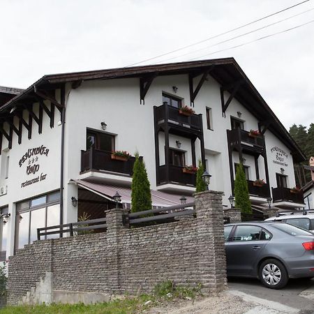 Pensiunea Unio Săcele Exterior foto